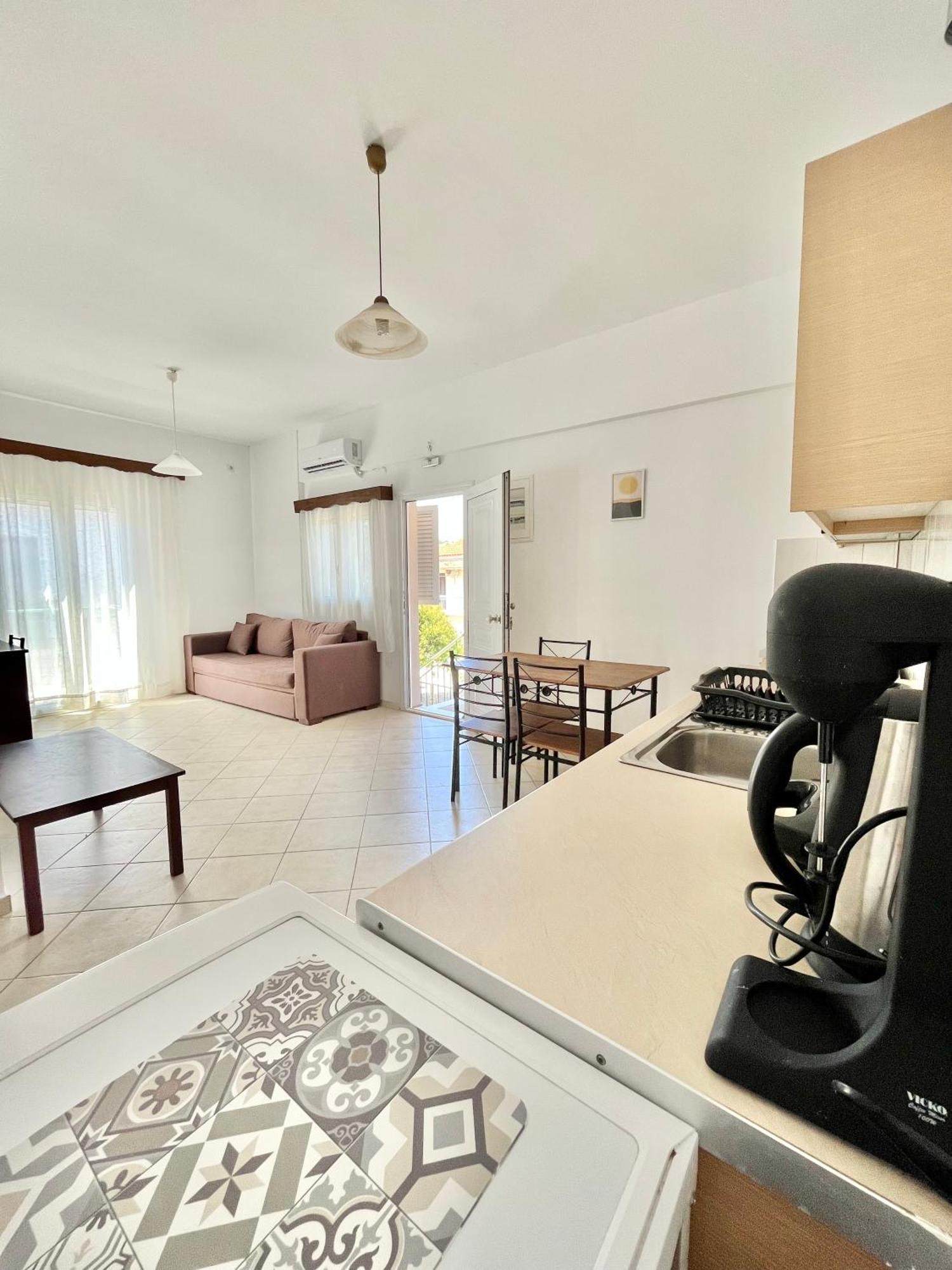 Koutrakis Rooms Finikounta Exteriör bild